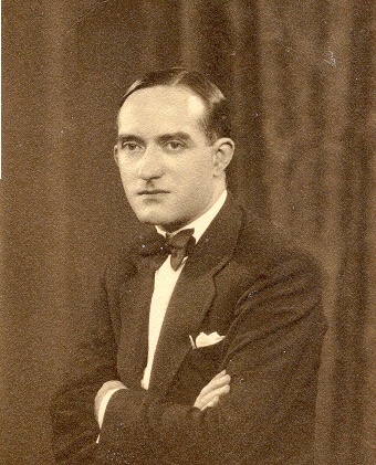 ملف:Subirachs10 (1).jpg