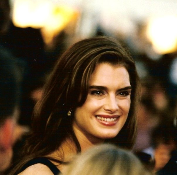 ملف:Brooke Shields Cannes.jpg