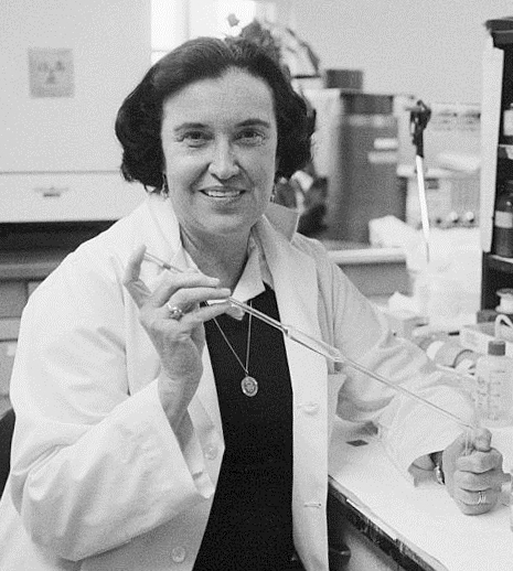 ملف:Rosalyn Yalow.jpg