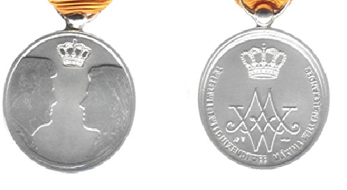 ملف:Две тысячи второй год Максима Виллем-Александр.jpg