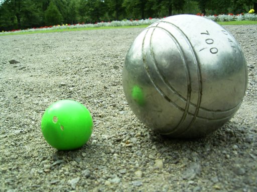 ملف:Boule.kugel.jpg
