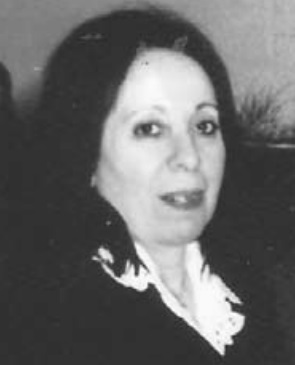 الشاعرة الفلسطينية للي كرنيك.jpeg