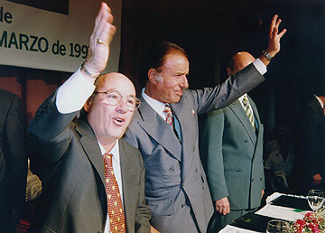 ملف:Carlos Menem y Víctor Alderete.jpg
