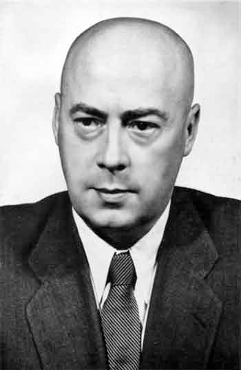 ملف:Cyrankiewicz.jpg
