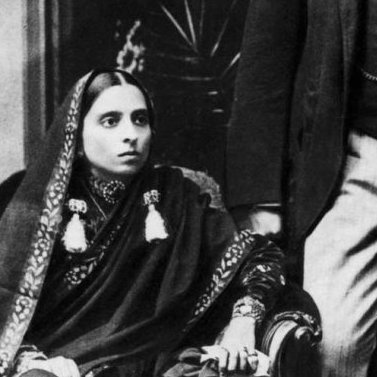 ملف:Swarup Rani 1894 (cropped).jpg