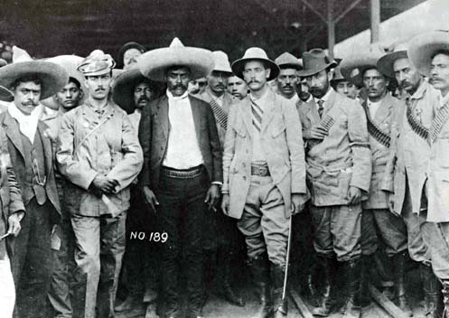 ملف:Emiliano Zapata en la ciudad de Cuernavaca.jpg