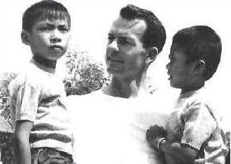 ملف:Thomas Anthony Dooley III, MD.jpg