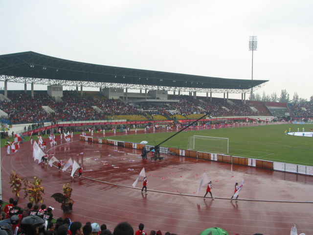 ملف:Stadion Manahan Solo - LPI.jpg
