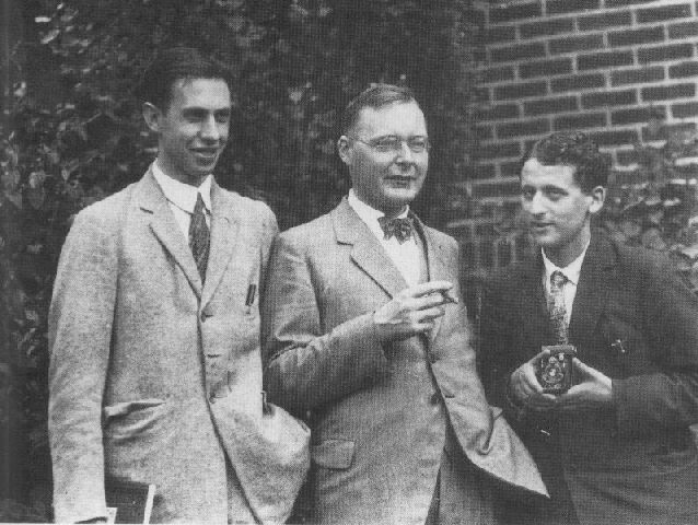 ملف:UhlenbeckKramersGoudsmit.jpg