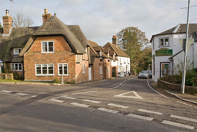 ملف:High Street, West Meon - geograph.org.uk - 619938.jpg
