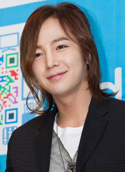 ملف:Jang Keun-suk from acrofan.jpg
