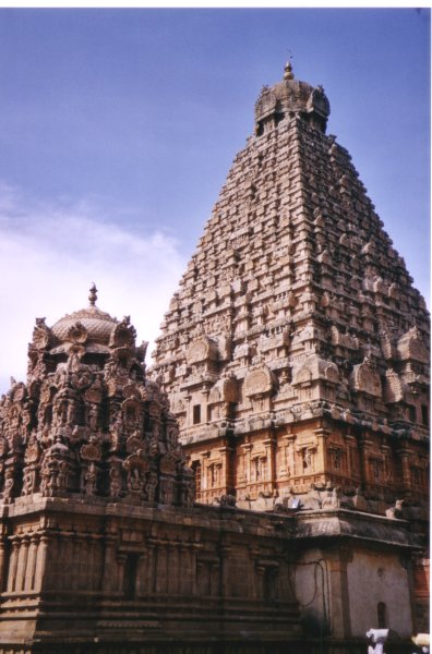 ملف:Thanjavur temple.jpg