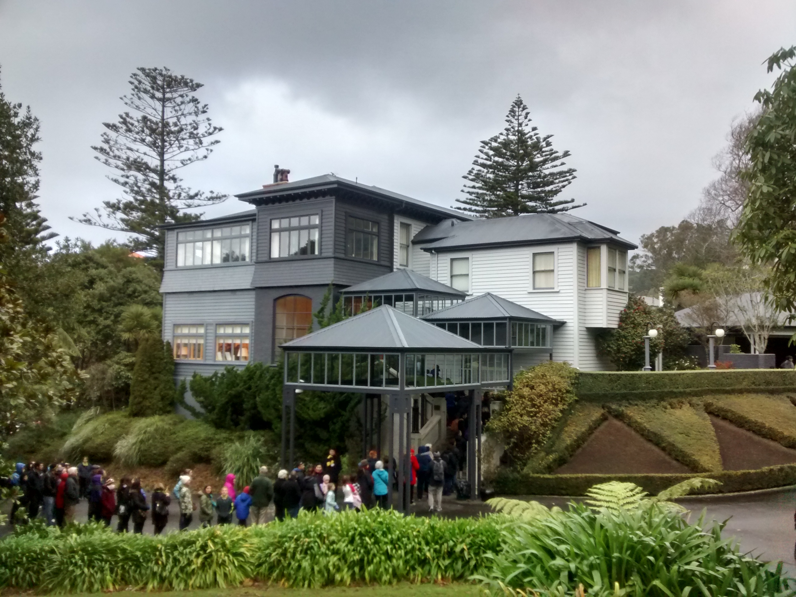 ملفPremier House, Wellington 3.jpg المعرفة