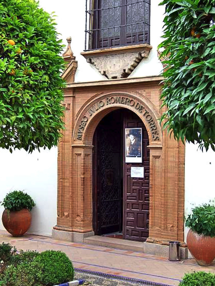 ملف:MuseoJulioRomerodeTorres01.jpg