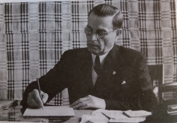 ملف:Radasłaŭ Astroŭski. Радаслаў Астроўскі (1941-44).jpg