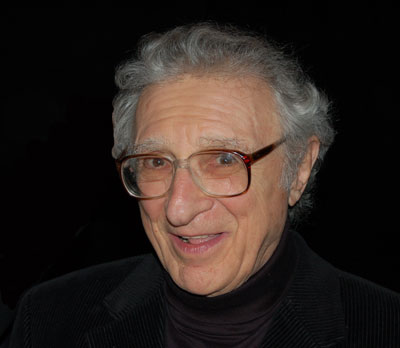ملف:Sheldon Harnick.jpg