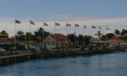 ملف:Marigot flags St Martin.jpg