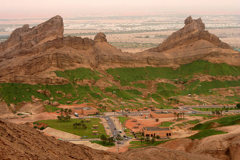ملف:Jabal hafeet shahin.jpg