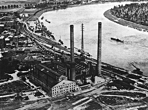 ملف:Kraftwerk Reisholz um 1930.jpg