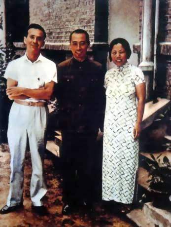 ملف:WHU-Zhou.jpg