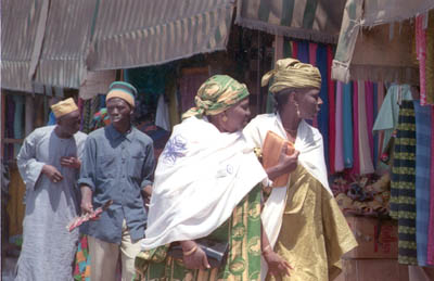 ملف:DakarMarkt.jpg