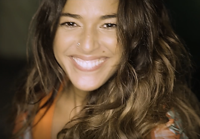 ملف:Nadiya Unity.png