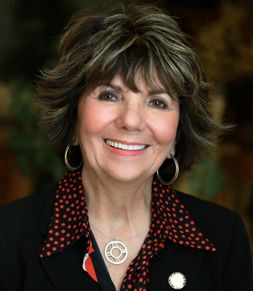 ملف:Paula Devine.png