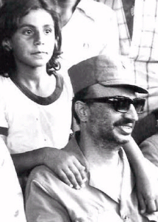 ملف:Arafat in Lebanon.jpg