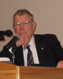 ملف:Thomas Schelling.jpg