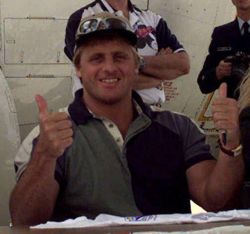 ملف:Owen Hart.jpg