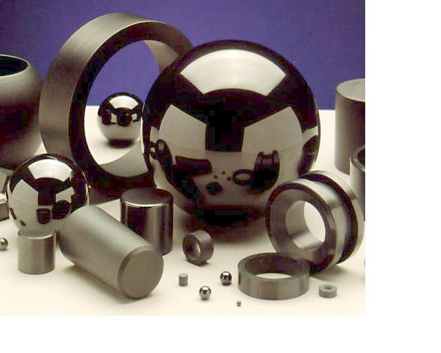 ملف:Si3N4bearings.jpg