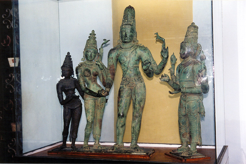 ملف:Bronzes-Chola-1.jpg