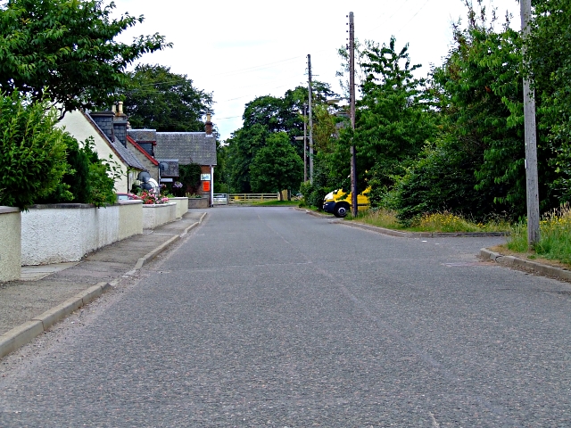 ملف:Garve - geograph.org.uk - 208077.jpg