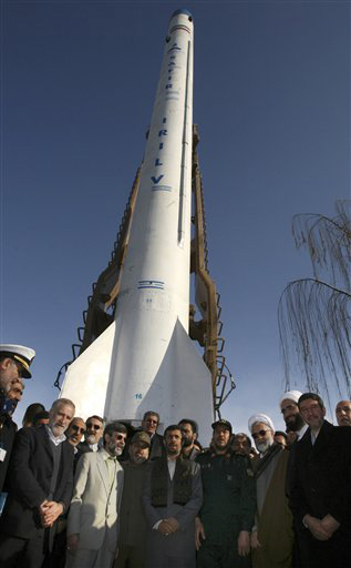 ملف:Iran rocket irilv.jpg