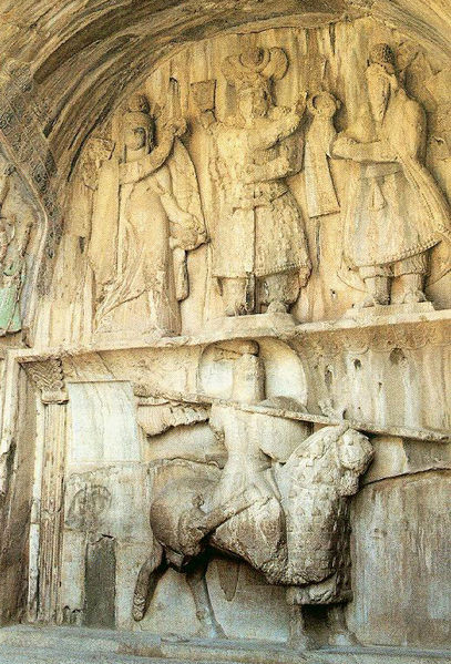 ملف:407px-Knight-Iran.jpg