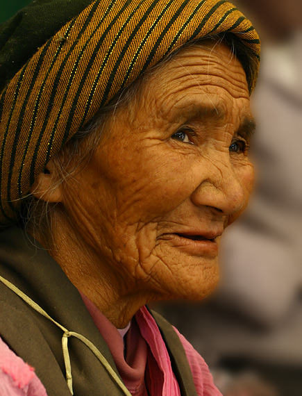 ملف:Tibetan lady.jpg