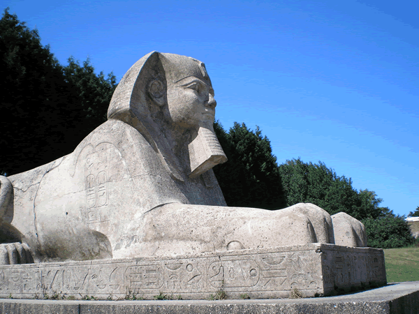 ملف:Crystal Palace sphinx.gif