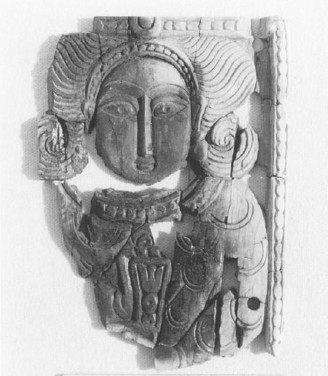ملف:Humeima ivory.jpg