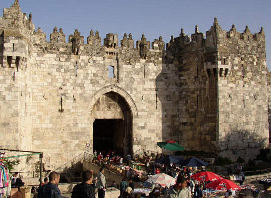 ملف:Damascus Gate Jerusalem.jpg
