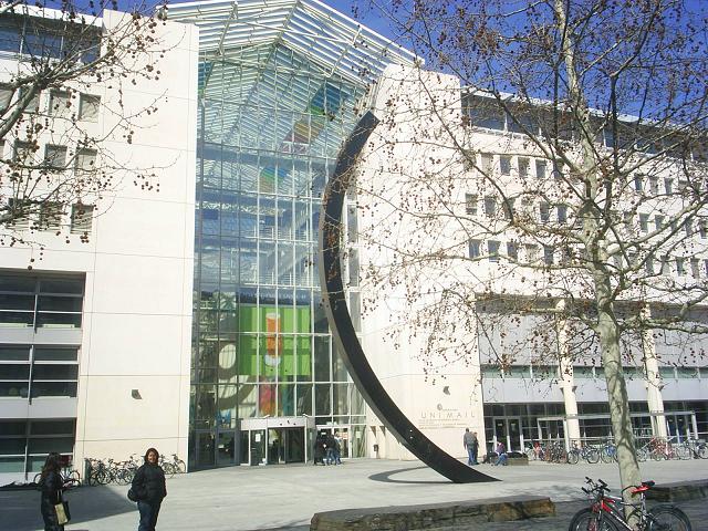 ملف:3UNIGE.jpg