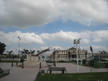 ملف:Berrechid monument.jpg