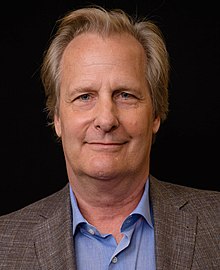 Jeff Daniels May 2018 (cropped).jpg