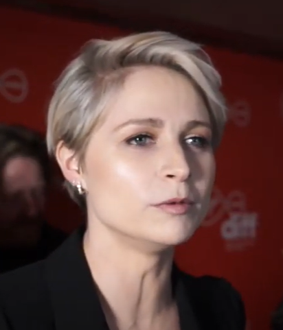 ملف:Niamh Algar in 2020.png