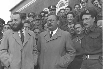 ملف:Yellin-Mor & Shmuleiwitz released.jpg