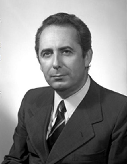 ملف:Adolfo Sarti.jpg