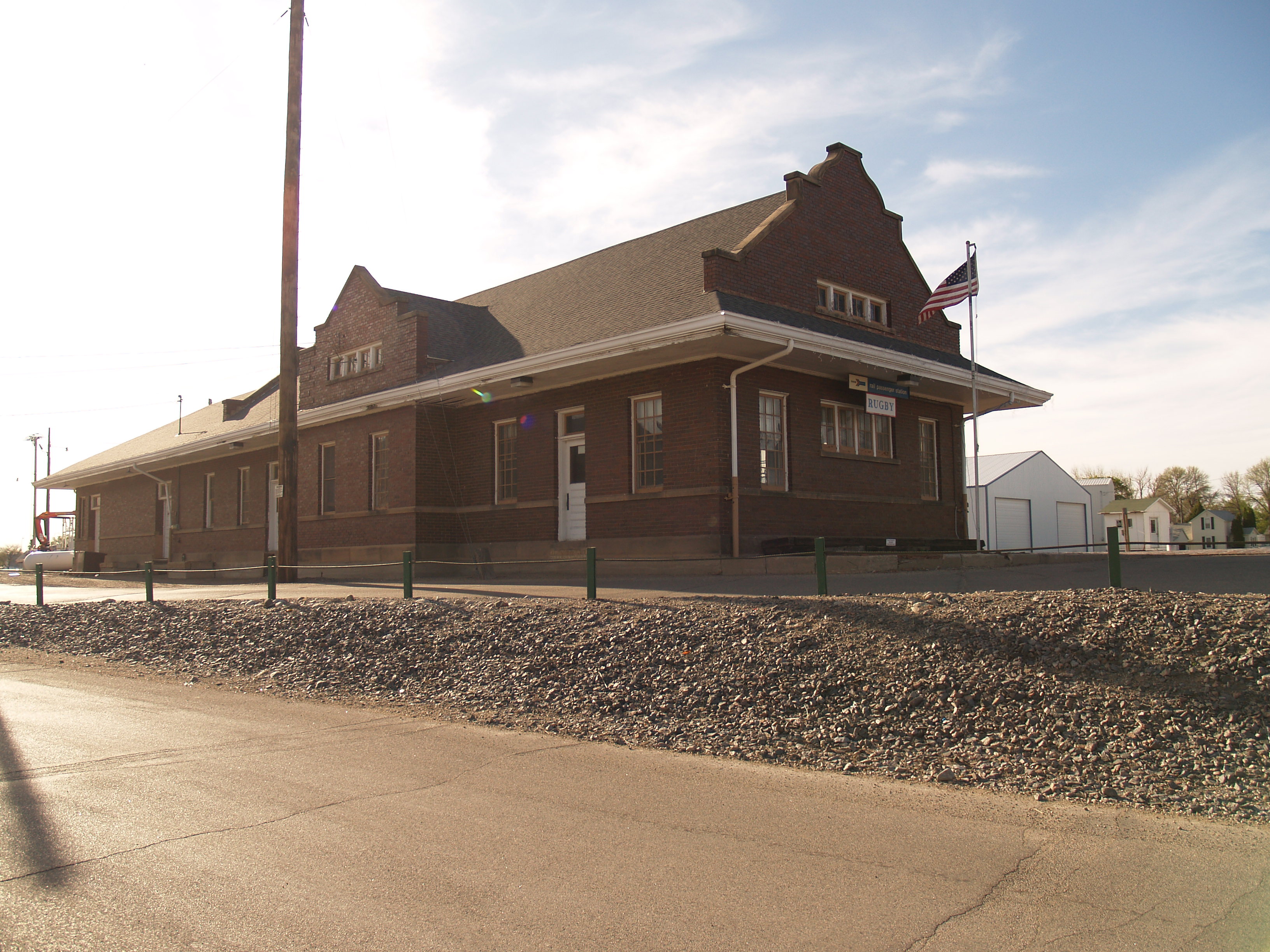 ملفAmtrak Rugby, North Dakota.jpg المعرفة