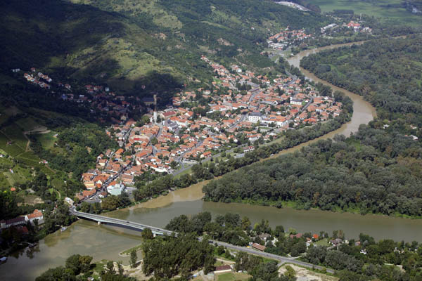 ملف:Tokajcivertanlegi1.jpg