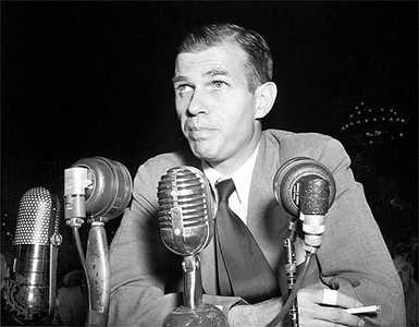 ملف:Alger Hiss (1950).jpg