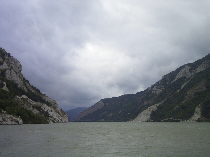 ملف:Iron Gate Danube.jpg