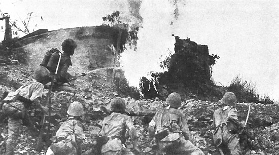 ملف:Jia flame throw bataan.jpg